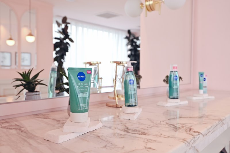 Skin to Win: The Clear Routine